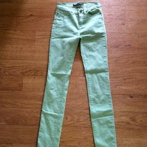 Light Green Skinny Jeans (24x30)
