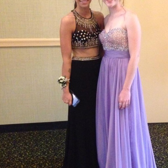 Beautiful prom dress - Picture 2 of 4