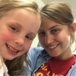 Meet your Posher, Liz