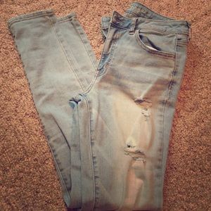 American eagle jeans!