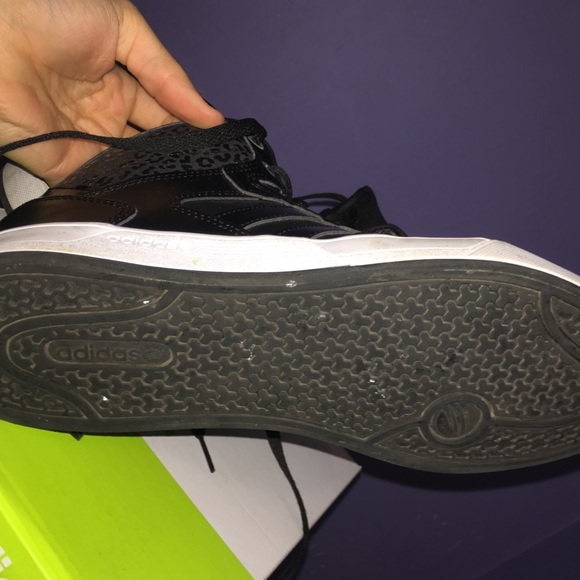 Adidas Women's BBNeo Raleigh Mid Shoes - Picture 3 of 4