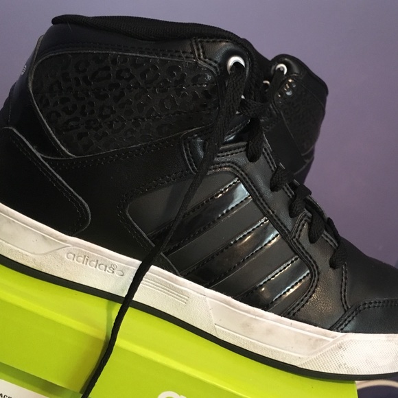 Adidas Women's BBNeo Raleigh Mid Shoes - Picture 4 of 4