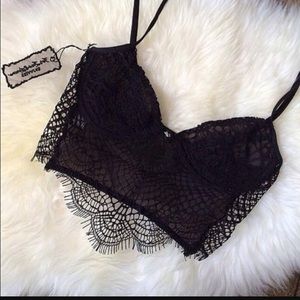 For Love and Lemons Bat Your Lashes Bra- Black