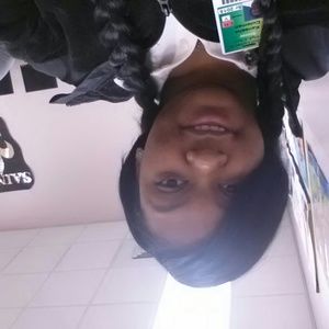 Meet your Posher, Kanesha