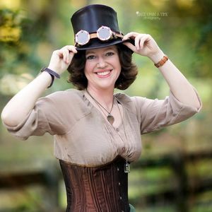 Meet your Posher, Suzanne