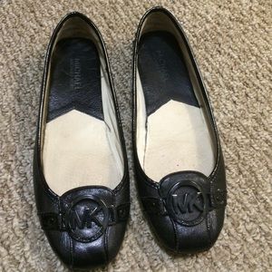 Black Michael Kors flats