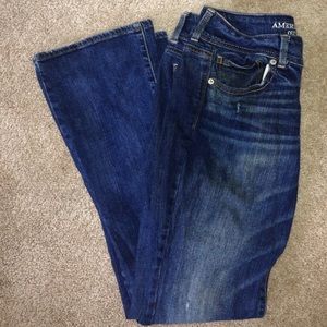 NWOT American Eagle Kickboot Jeans