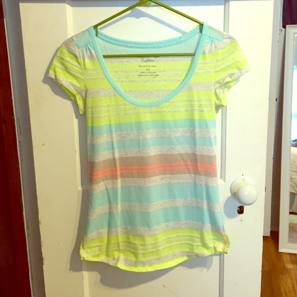 Women's tshirt