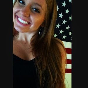Meet your Posher, Tori