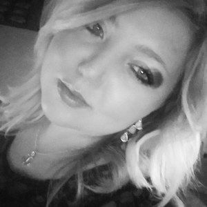 Meet your Posher, Lacey