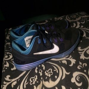 Nike women's lunarlon shoes