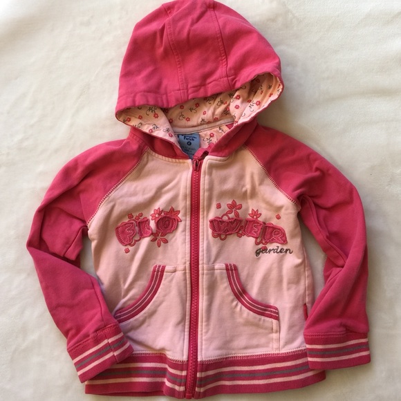 Size 4 pumpkin patch zip up jacket with pockets
