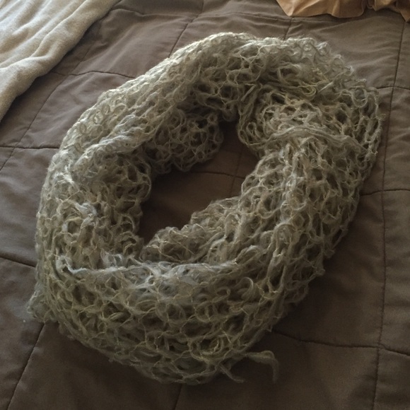 White and gold scarf