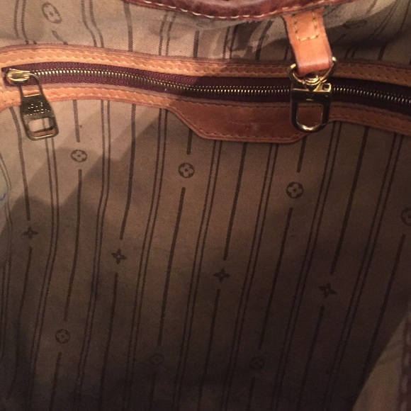 Authentic Delightful PM 100% Louis Vuitton - Picture 3 of 4