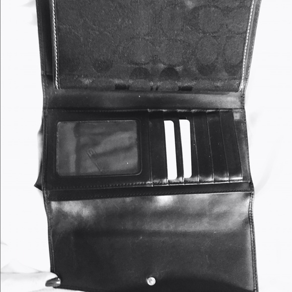 Coach Wallet - Picture 2 of 2