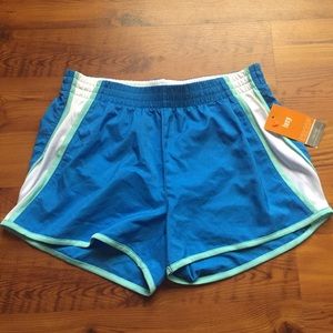 Lucy Can't Catch Me Short