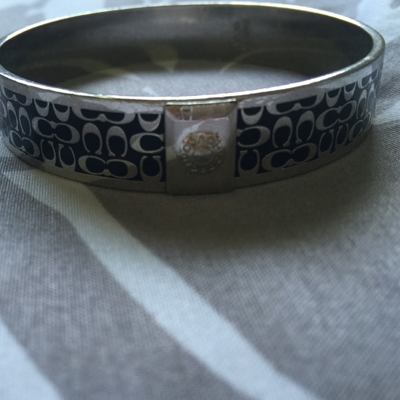 Coach bangle - Picture 3 of 3