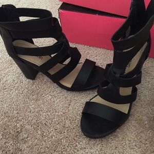 Black wedges Cathy Jean