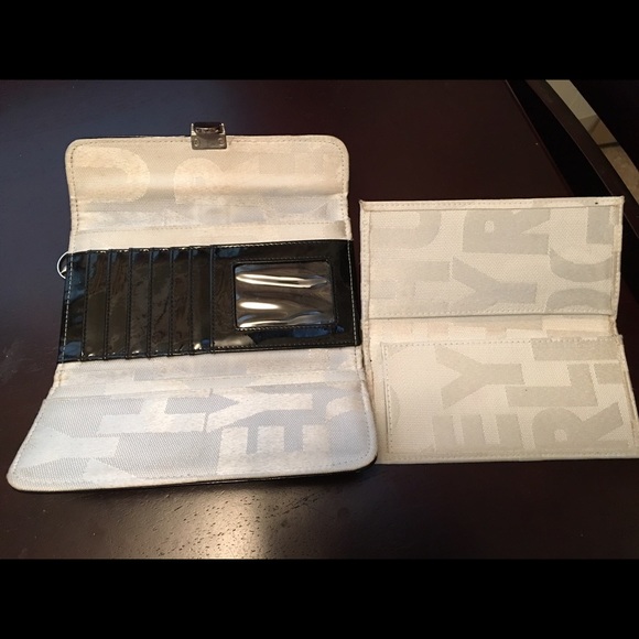 Wallet - Picture 2 of 2