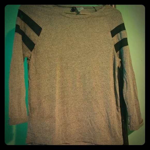 H&M shirt