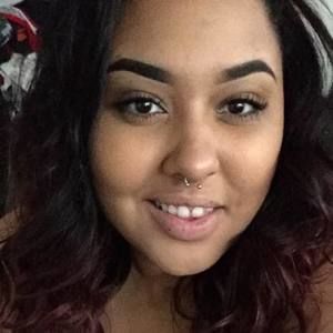 Meet your Posher, Frances