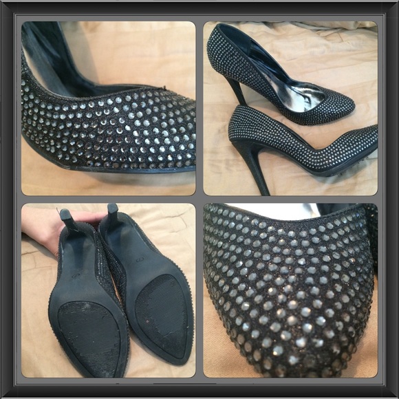 Beautiful black rhinestone/sparkle pumps