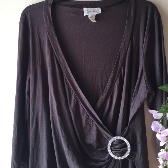 Top Gray 3XL 3/4 length sleeve top - Picture 2 of 2