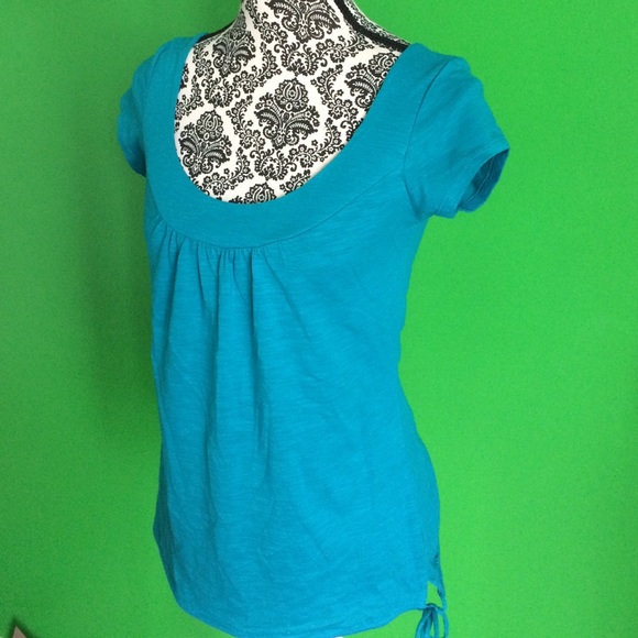 Scoop neck top juniors size med 7/9 - Picture 3 of 3