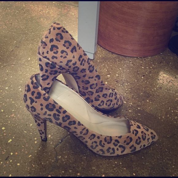Caressa Shoes - Vintage Caressa leopard 3" inch heelsQuality shoes