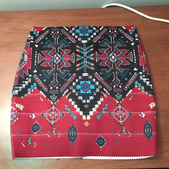 Patterned skirt