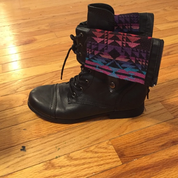 Combat boots foldable