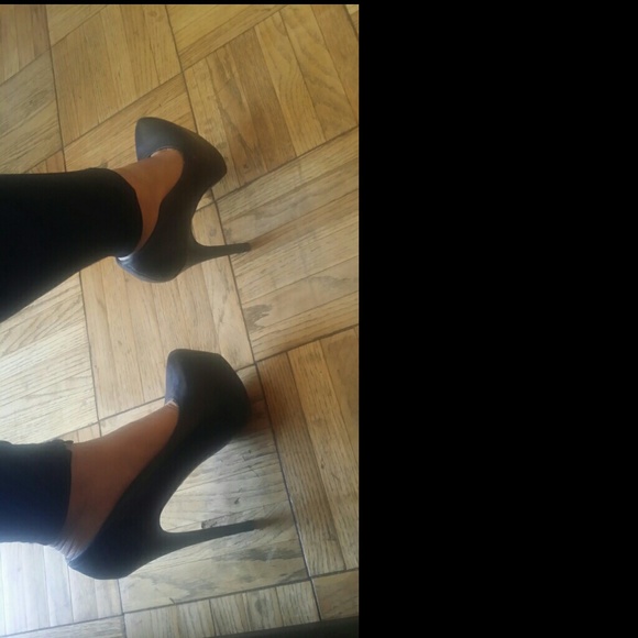 Steve madden deja vu platform heels - Picture 3 of 4