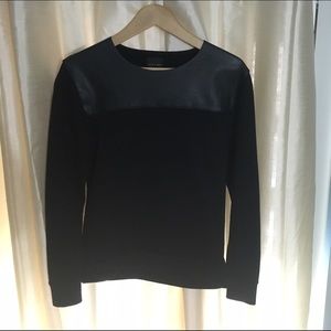 Zara Unisex Sweatshirt w/ leather. 100% Cotton