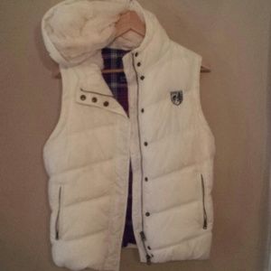 American Eagle hooded vest