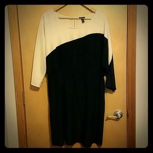 Black and white dolman sleeve dress