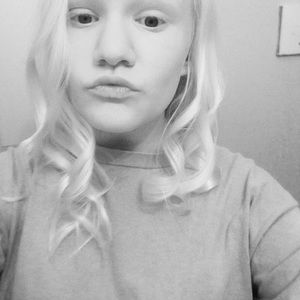 Meet your Posher, Rayna