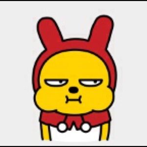 Meet your Posher, Claire