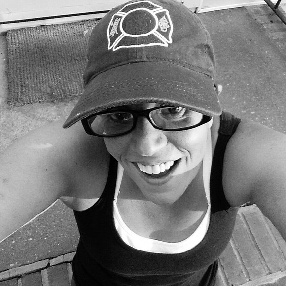 Meet your Posher, Linda