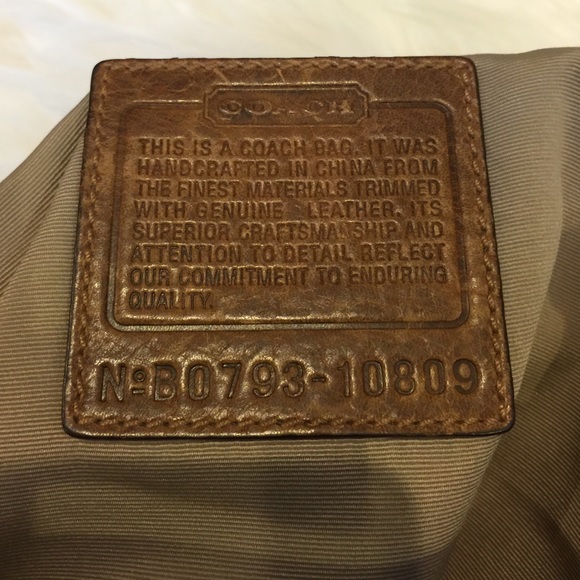 Handbag - Picture 3 of 4