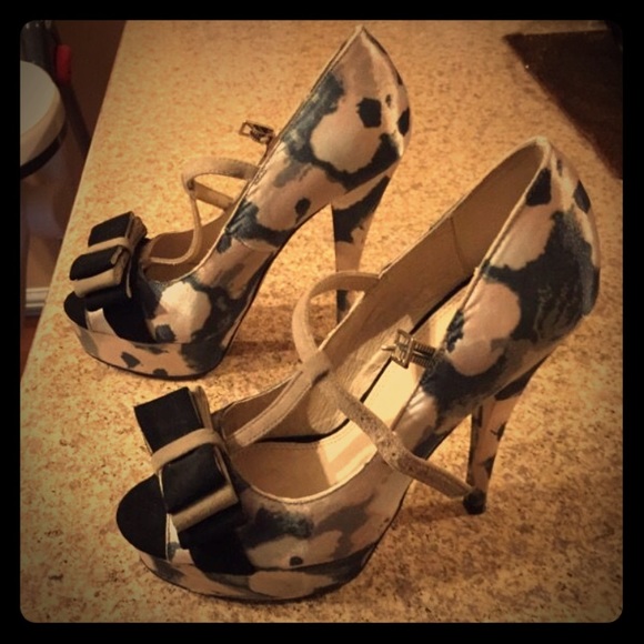 Baker's Peep Tow Pumps