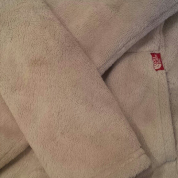 North Face Pullover - Picture 3 of 3