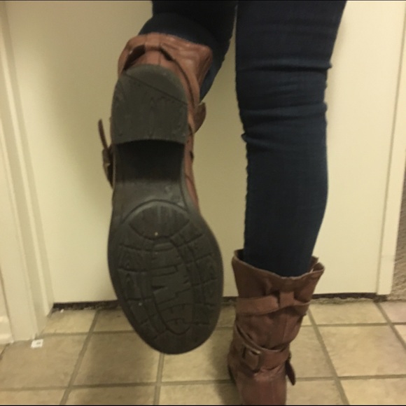 ⭐️HOST PICK⭐️ NWOT Femini Brown Boots From Spain🗝 - Picture 3 of 4