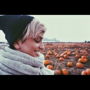 Meet your Posher, Nicole