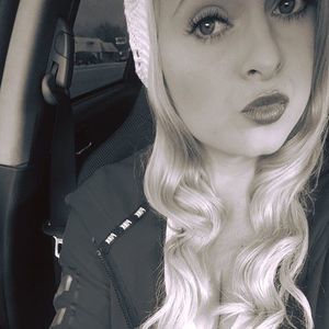 Meet your Posher, Heidi