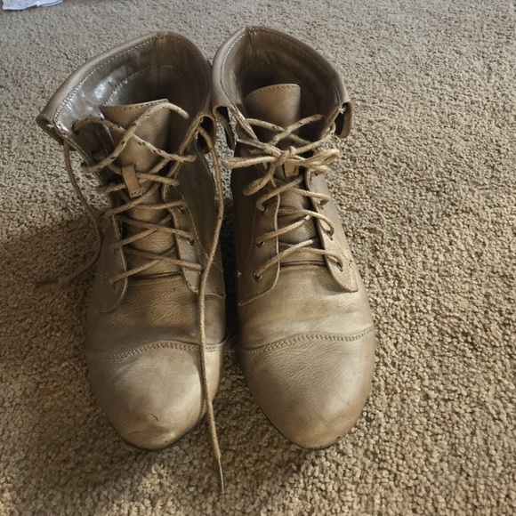 Ankle boots