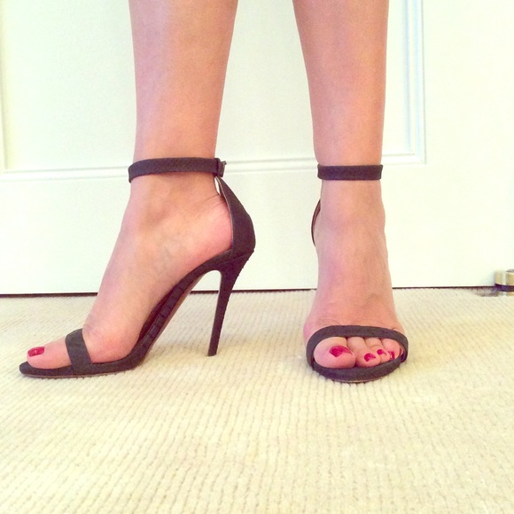 Perfect Condition Black Halston Heritage Heels