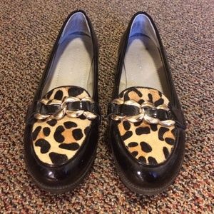 Leopard print flats