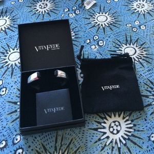 Vita Fede bracelet with obsidian stone