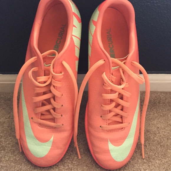 Nike indoor soccer cleats