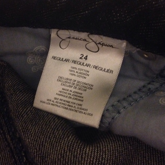 Too small!! - Picture 3 of 3